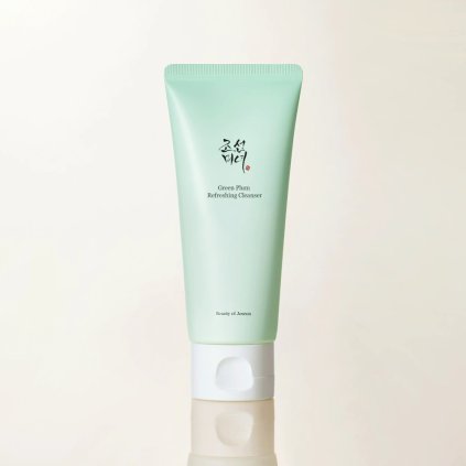 green plum refreshing cleanser 1 front Photoroom