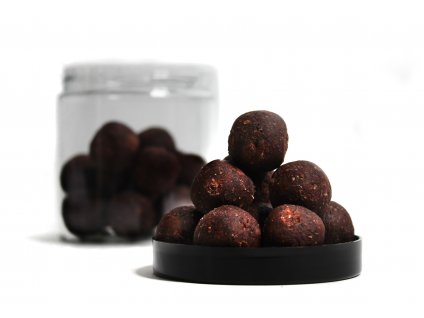 Hard Brusinka/Kaviár/Black Pepper