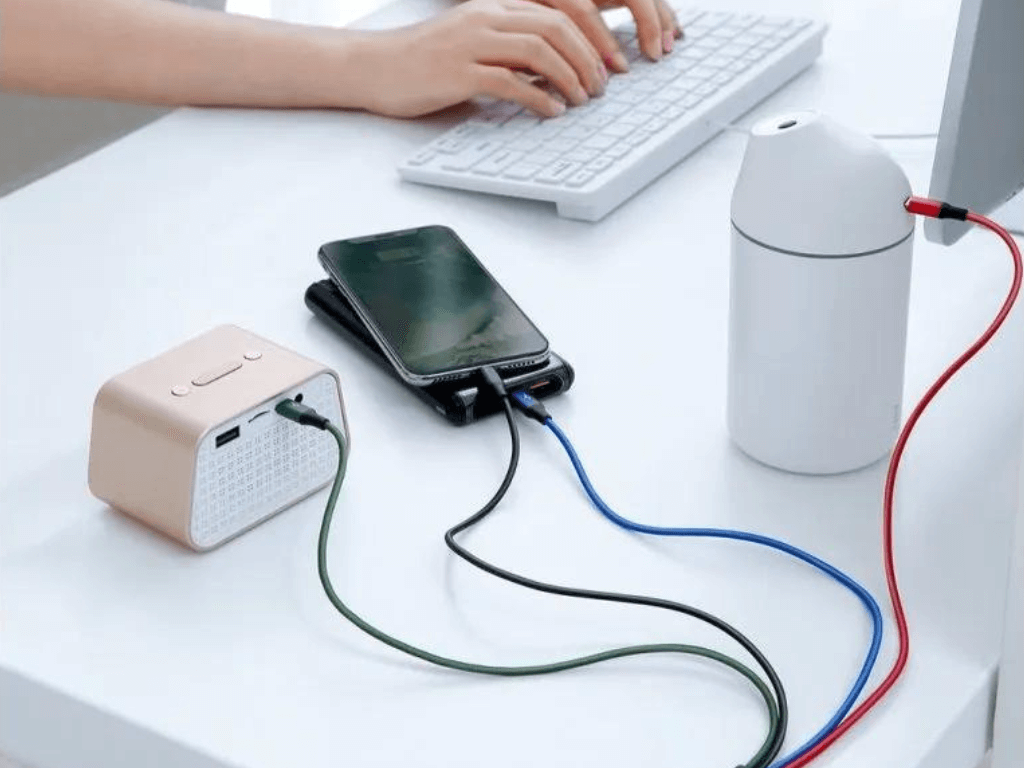 Jak vybrat kabel k mobilu, aby splnil očekávání?