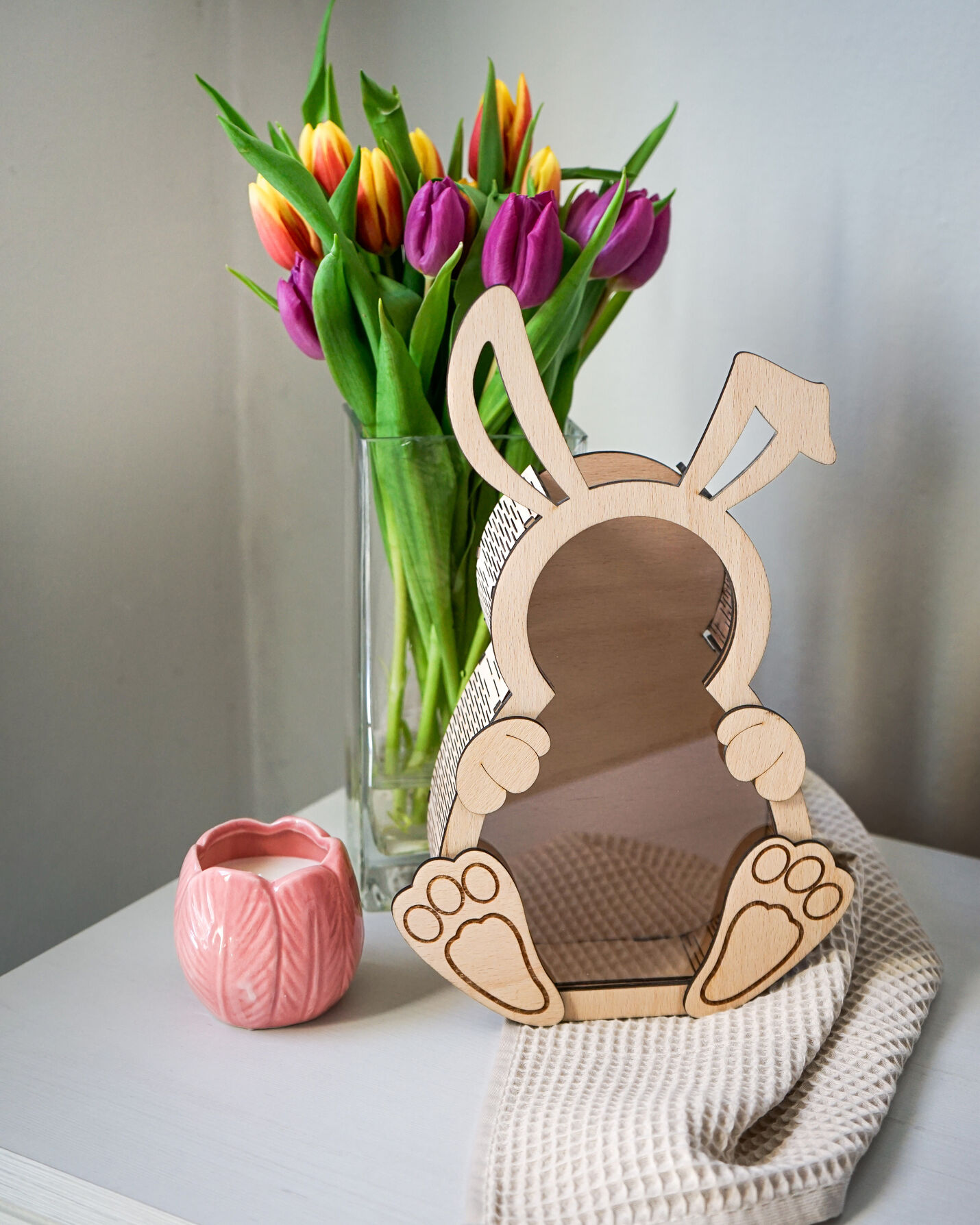 Jarní dřevěný zajíček Jhwoodart na sladkosti