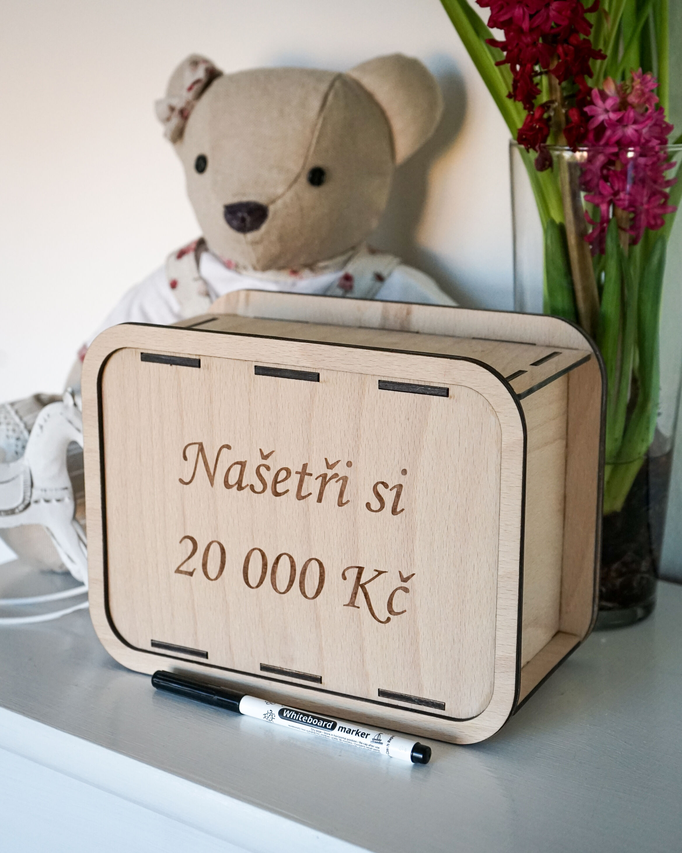 Znovupoužitelná pokladnička 20 000 Kč Jhwoodart