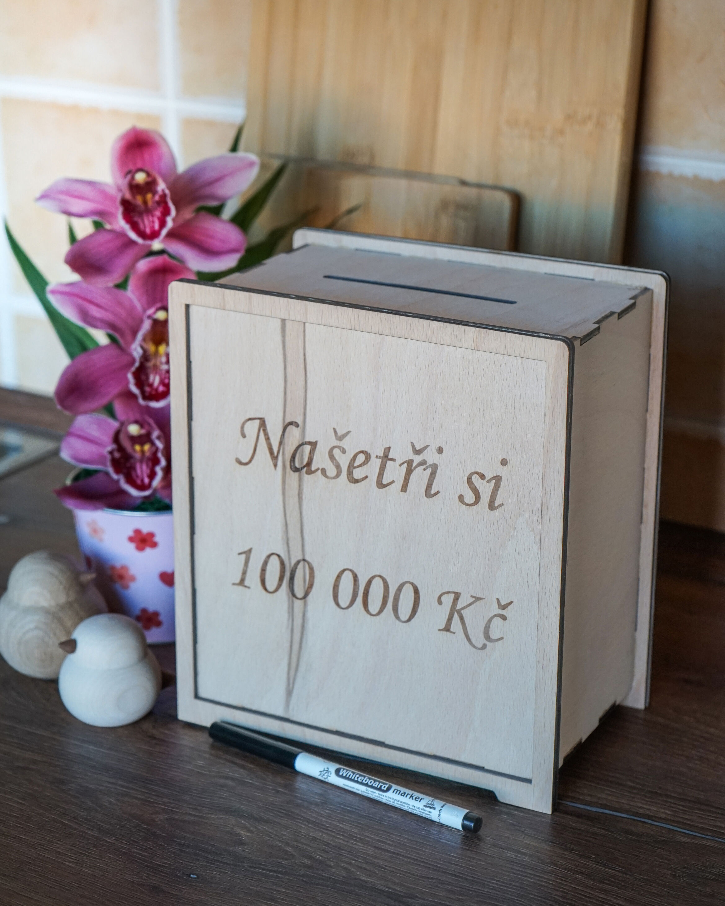 Znovupoužitelná pokladnička 100 000 Kč Jhwoodart