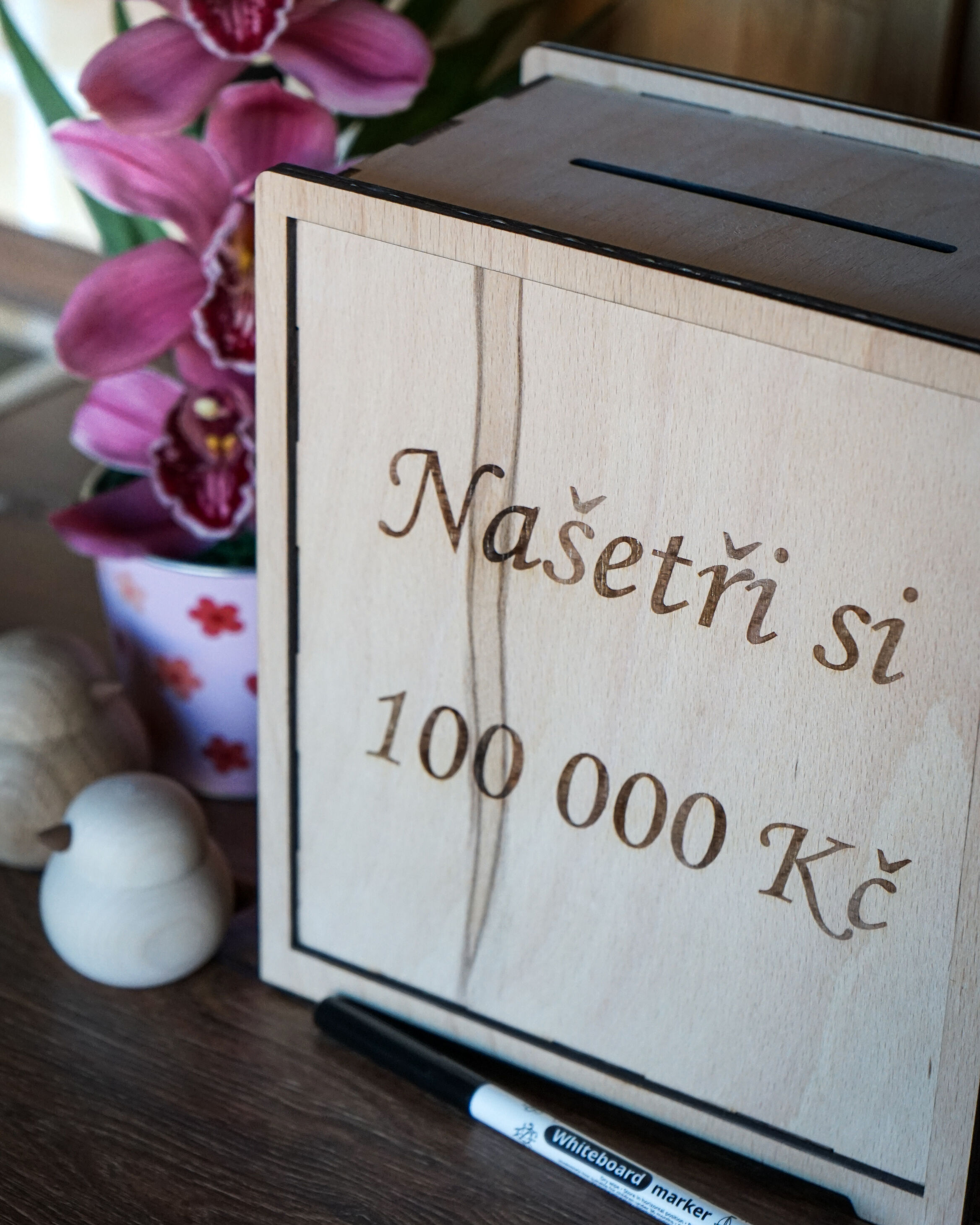 Buková překližka a precizní laser Jhwoodart