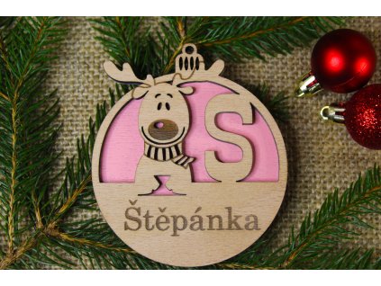 Vánoční ozdoba na míru – dřevěný sobík s gravírovaným jménem