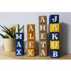 Dřevěné kostky s písmeny – personalizovaný dekorativní doplněk
