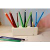 Dřevěný stojánek na tužky (tužkovník)