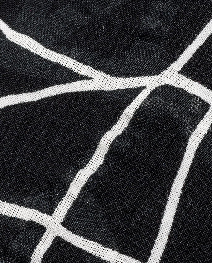 šátek Ama Fine EW: black abstract