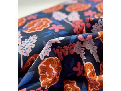 Bavlněný popelín šatovka látka s motivem Květy růžová, tm. modrá - design Nerida Hansen