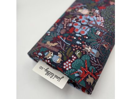 Jemná nepočesaná Teplákovina Kamarádi z lesa v barvě tmavě modrá navy