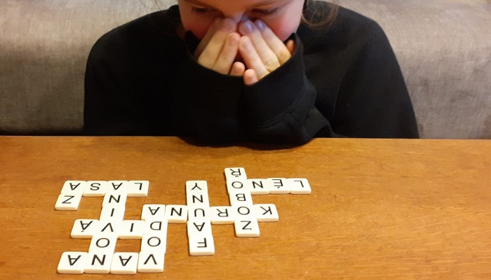 Geniálně jednoduchá hra s písmenky BANANAGRAMS