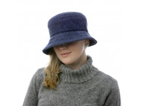 Tmavě modrý dámský vlněný klobouk pro podzim a zimu