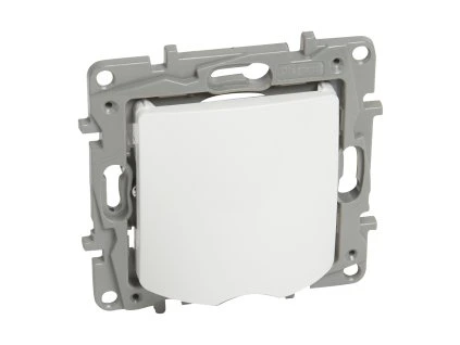 LEGRAND Vývod NILOÉ 764546 kabelů IP20 bílá