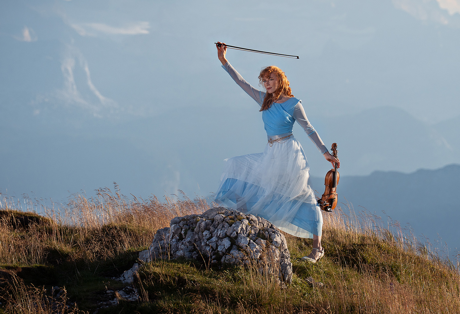 red head violinist Jitka Keltie