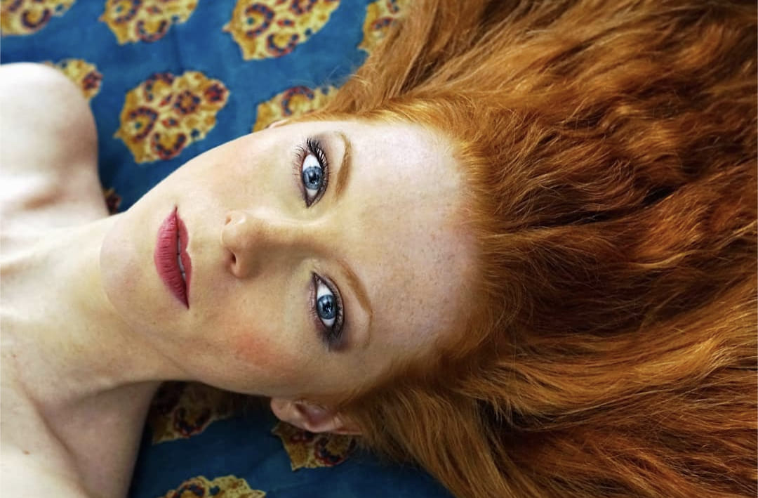red head violinist Jitka Keltie