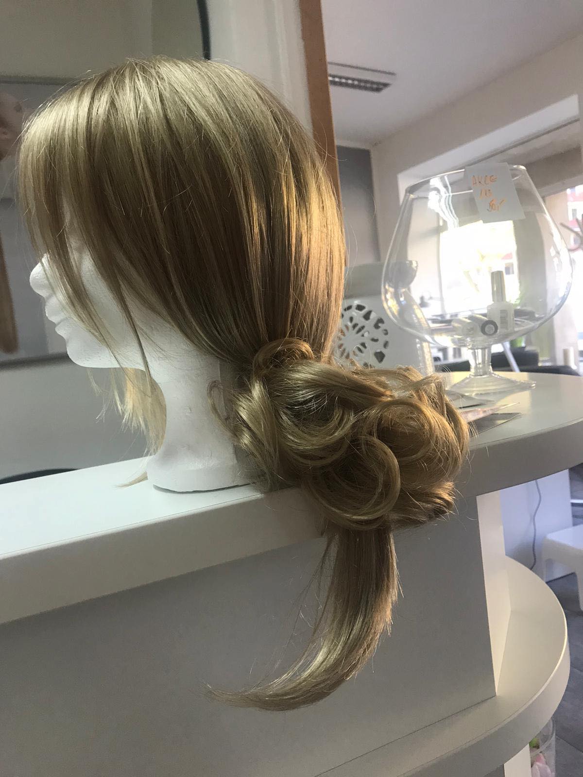 JAK NA SUCHÉ A ROZTŘEPENÉ VLASY