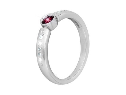 Zlatý prsten s přírodním rubínem a diamanty