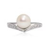 Zlatý prsten s přírodní perlou a diamanty