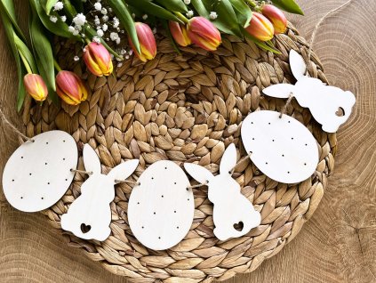 Drevená veľkonočná girlanda