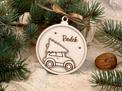 Drevená vianočná ozdoba auto so stromčekom
