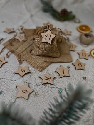 🎄✨ Adventní kalendář s dřevěnými číslami ✨🎄 #advent #adventnikalendar #adventcalendar #christmas #vianocesablížia #vianoce...