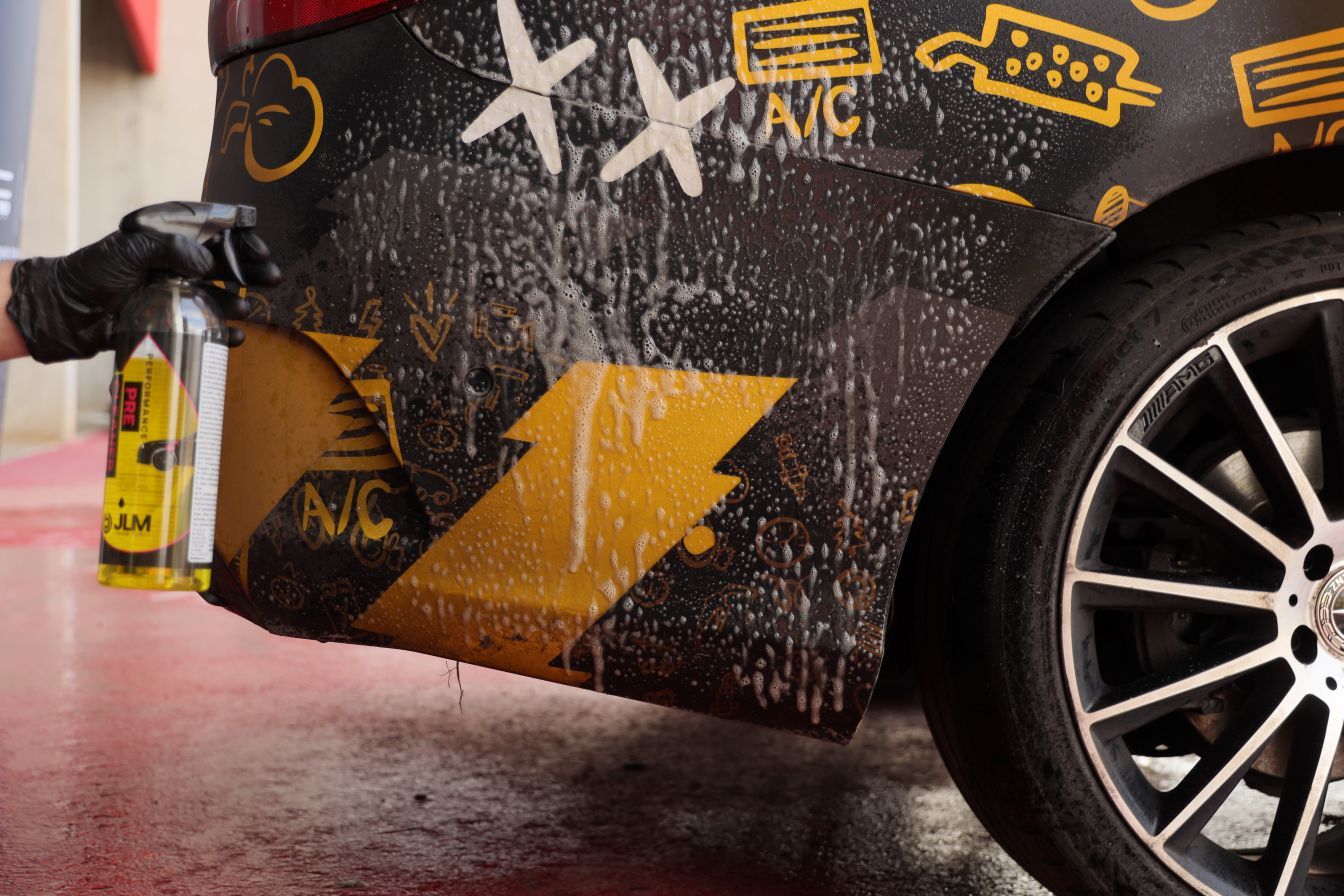 J08065_Performance_Pre_Cleaner_application_JLM_predumytie