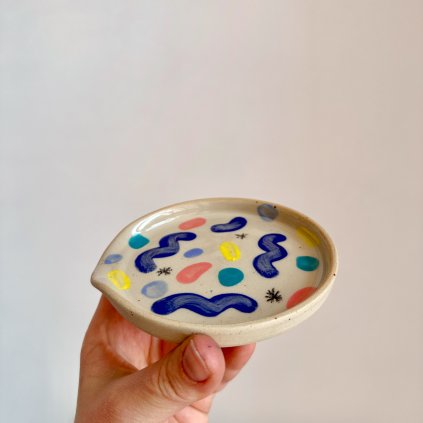 Talířek pod vařečku