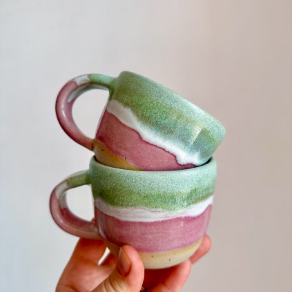 Hrnek s uchem rose mint