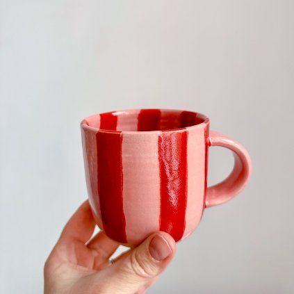 Hrnek s uchem ruby pink 390ml