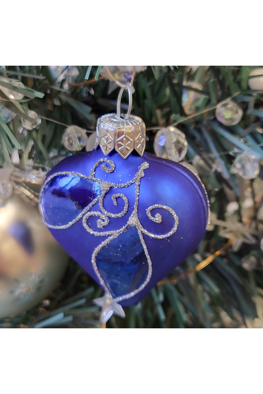 Vánoční ozdoba - srdce Modrý mat s lesklými lístečky