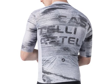 d696385d 02 4526018 001