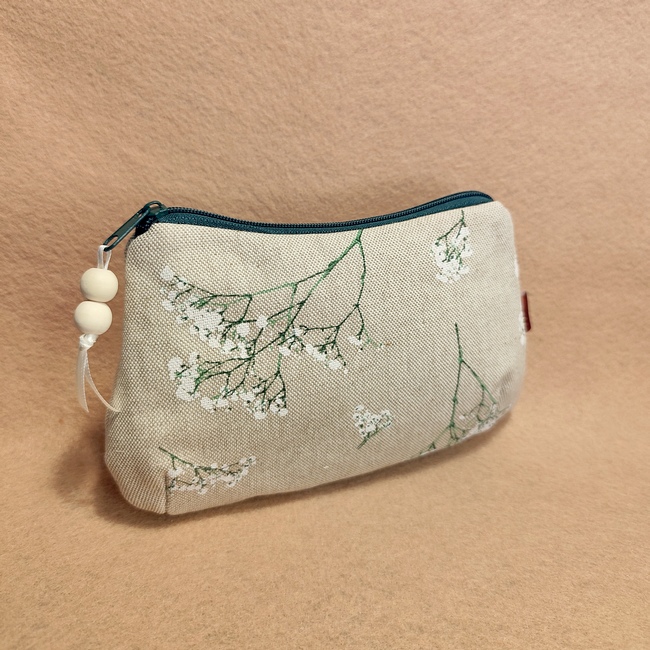 Taštička Emma a Nevěstin závoj