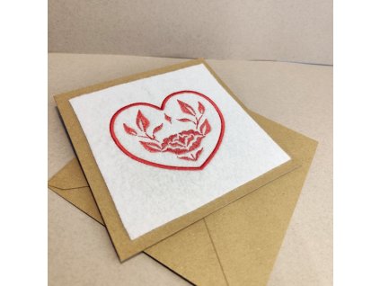 Vyšívané blahopřání srdce 1