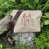 Týna - kávová crossbody taštička s výšivkou louky