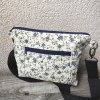 Týna - květinová crossbody taštička s přední kapsou