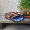 hnědá taštička Mada, otevřená