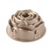 Nordic Ware Forma Na Bábovku Rose 2,4 L