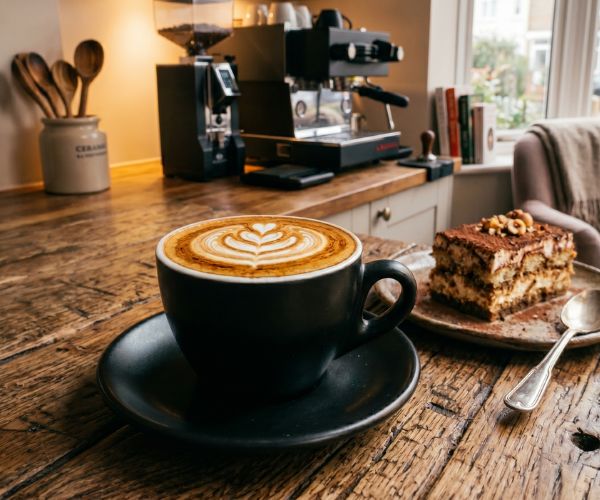 Káva Santos – espresso, cappuccino, moka konvice, french press