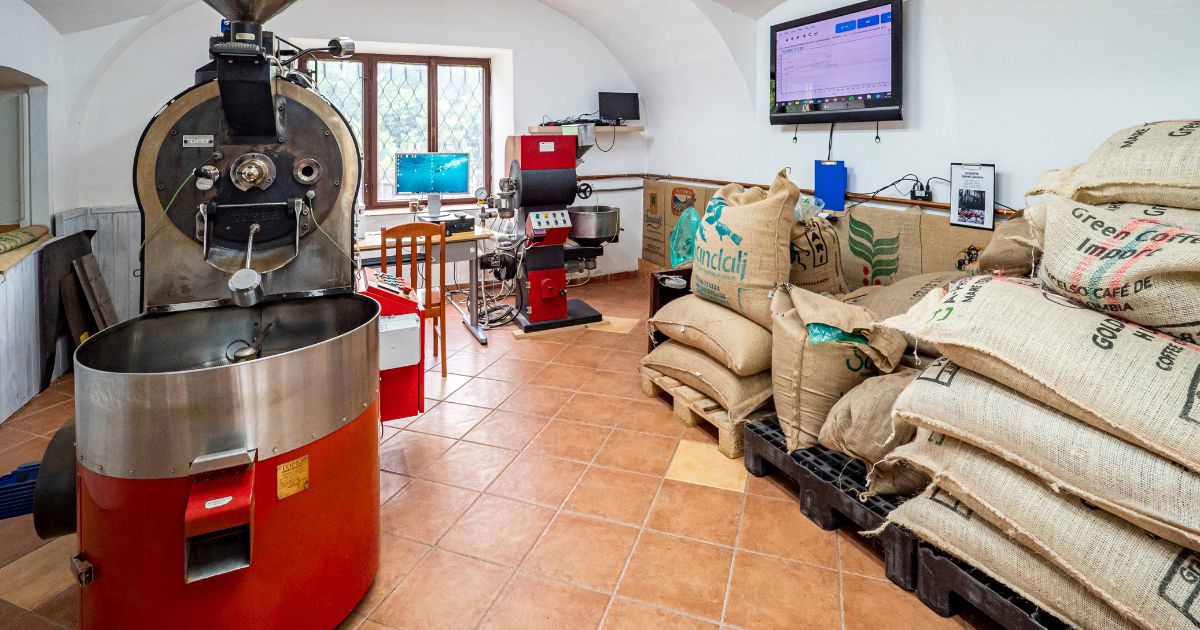 Jutové pytle od kávy – originální přepravní obaly z kávových farem