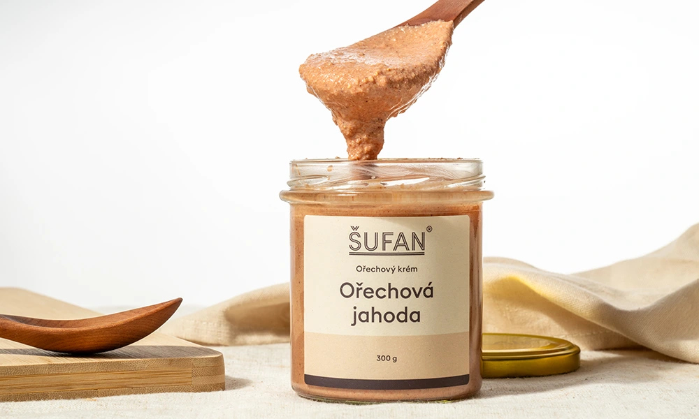 Ořechová jahoda Šufan 190 g – sklenice ořechového másla s jahodami