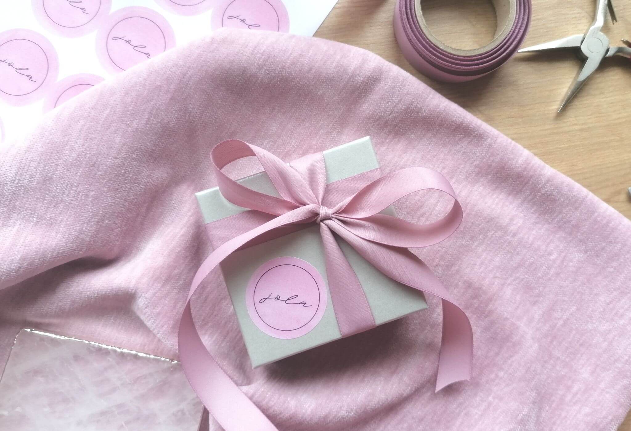 Péče o šperky z fotografií: Co jim škodí nejvíce?