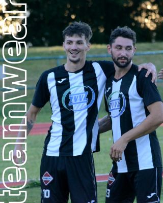 Tým = víc než jen 11 hráčů na hřišti 💪⚽ Podpora spoluhráčů, radost z každého gólu i společné odhodlání – to je to, co dělá...