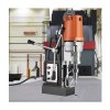 Mágneses fúró 1550 W mágneses fúróprés 2 hüvelykes furat átmérőjű gyűrűs vágógéppel 2900 LBS 11 db HSS gyűrűs vágófej