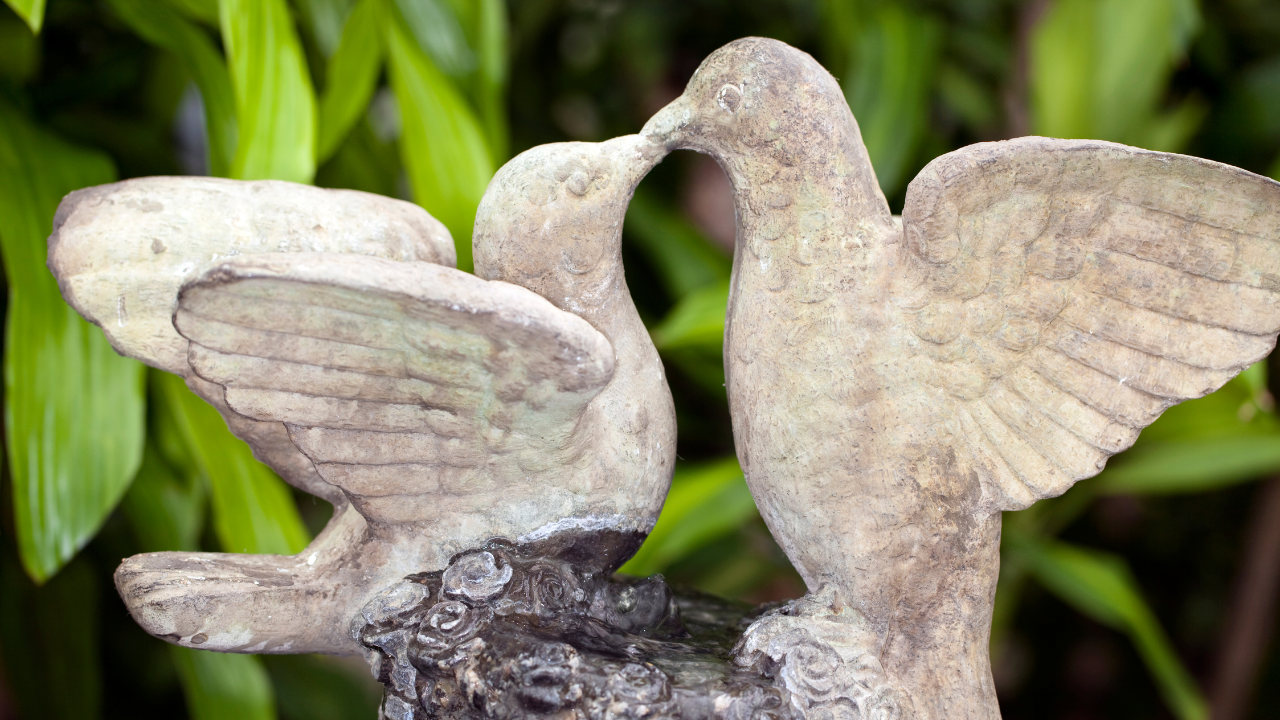 Zvieratá ako záhradné dekorácie. Ako ich vyberať?