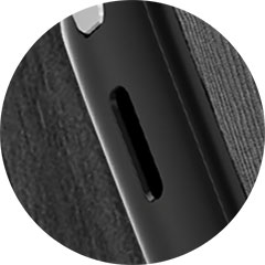 USB-C port na Lost Vape Ursa Baby 3 pro rychlé a pohodlné nabíjení baterie