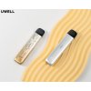 Uwell Caliburn G4 Mini zlaté a stříbrné provedení na abstraktním žlutém pozadí s elegantními liniemi