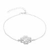 Stribrny naramek s priveskem ctyrlistek s krystaly Swarovski Crystal (Stribro 925/1000)