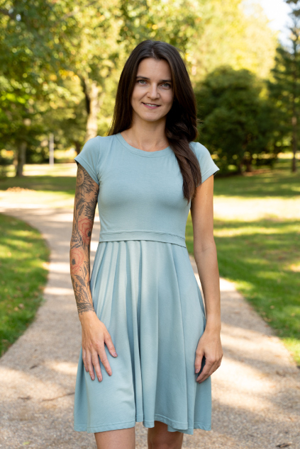 Mentolové kojicí šaty, letní šaty na kojení, Jsem máma
