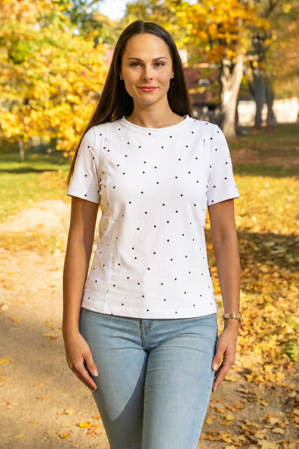 Bavlněné kojicí tričko se skrytými zipy, bílé s puntíky | Jsem máma
