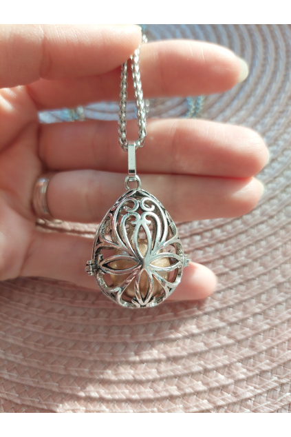 Těhotenská rolnička, Drop