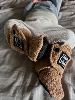 Můj malej velkej důvod, proč se toho tady poslední dobou moc nedělo 🩵 Kdo jste mě loni potkali na @mintmarket.cz, určitě...